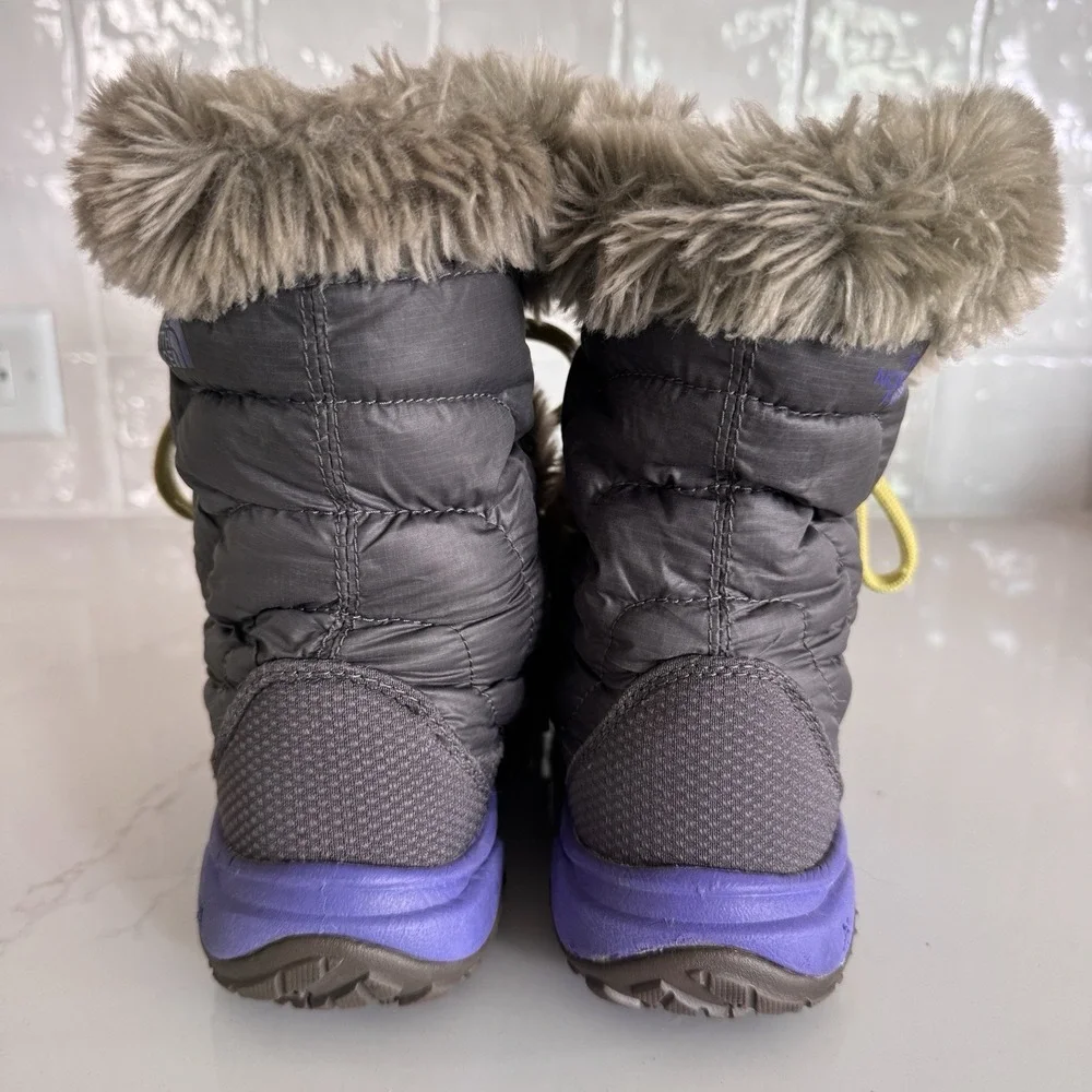 The North Face Alpenglow Snow Boots Girls Size 1 Gray Purple Goose Down Faux Fur